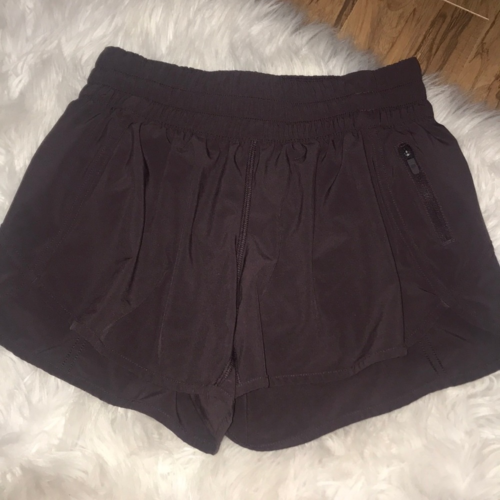 Lululemon Tracker shorts